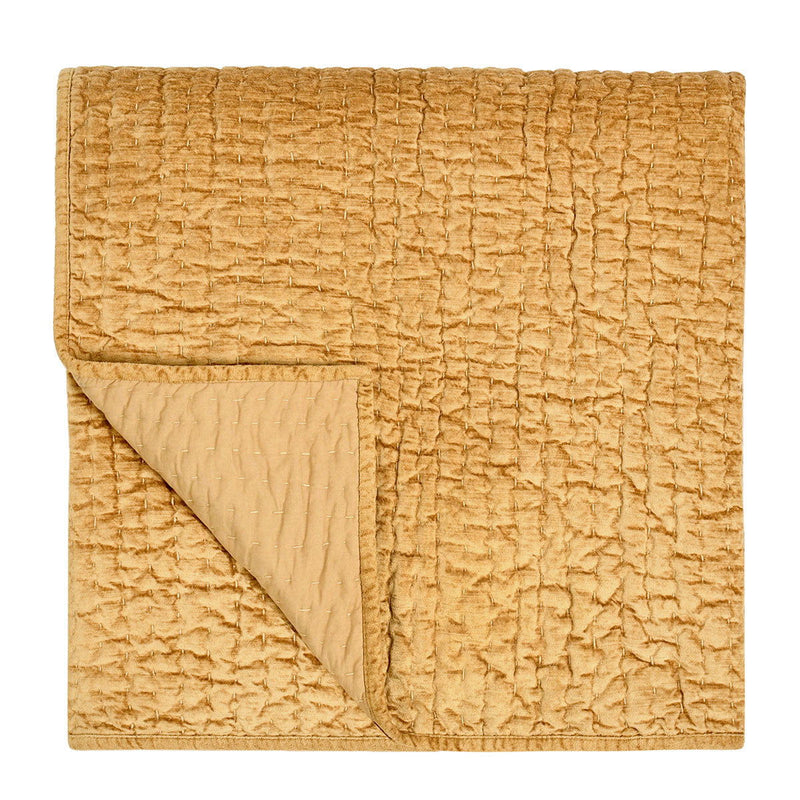 Bari - Velvet Quilt