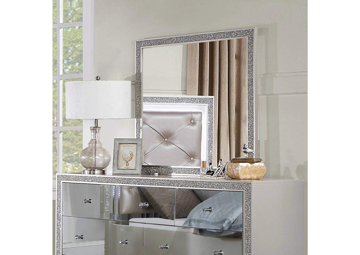 BD00244 Sliverfluff Mirror