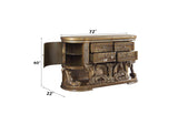 BD00474 Constantine Dresser