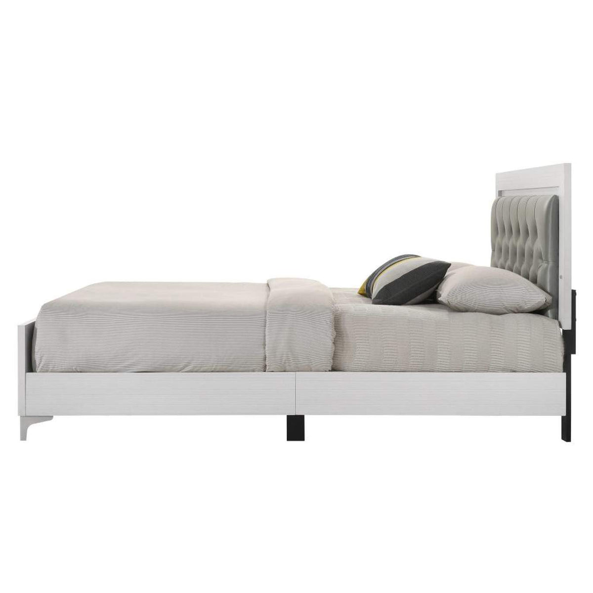 BD00644Q Casilda Queen Bed with Led