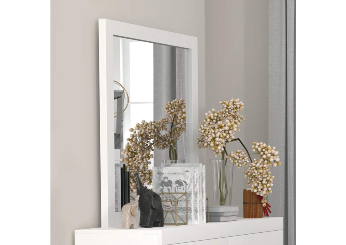 BD00646 Casilda Mirror
