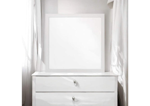 BD00646 Casilda Mirror
