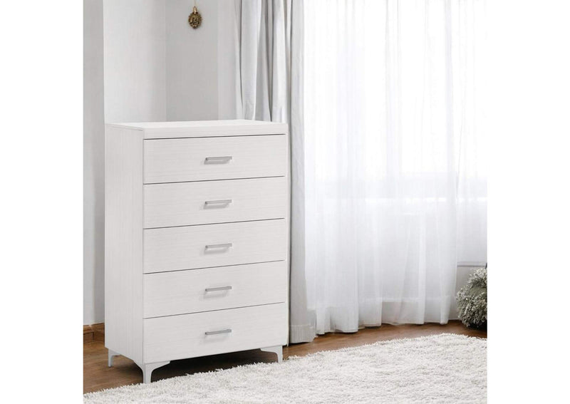 BD00648 Casilda Chest