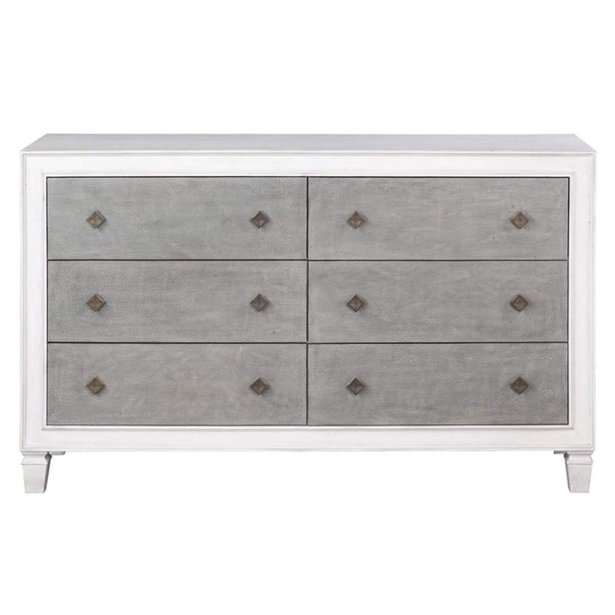BD00663 Katia Dresser