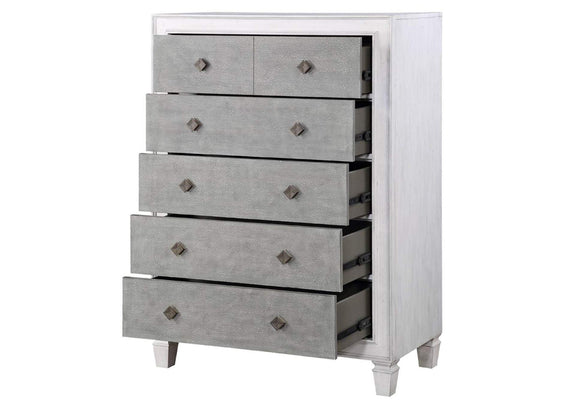 BD00664 Katia Chest