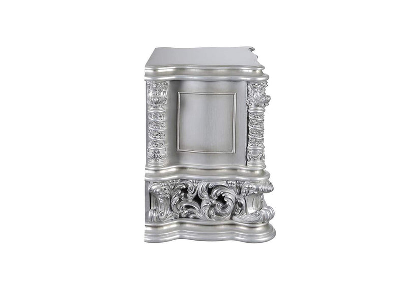 BD00684 Valkyrie Nightstand