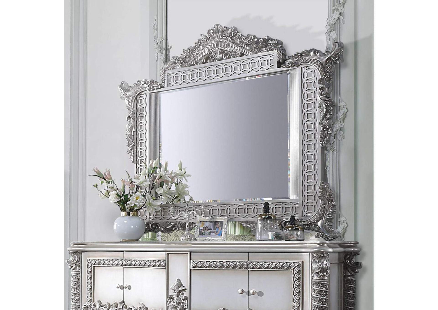 BD00685 Valkyrie Mirror