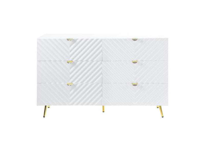 BD01037 Gaines Dresser