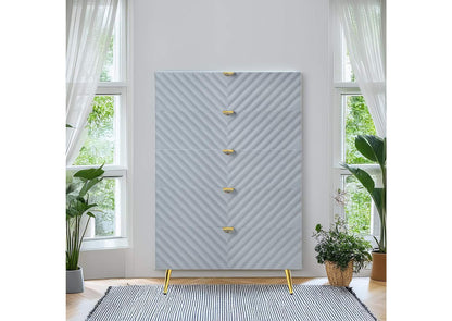 BD01044A Gaines Chest