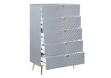 BD01044A Gaines Chest