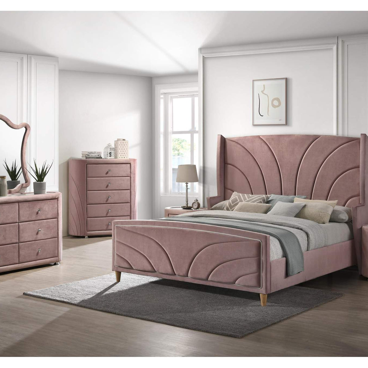 BD01187 Salonia Chest