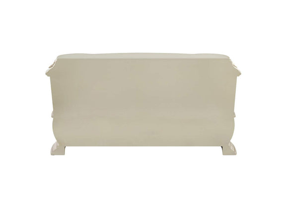BD01237 Danae Dresser