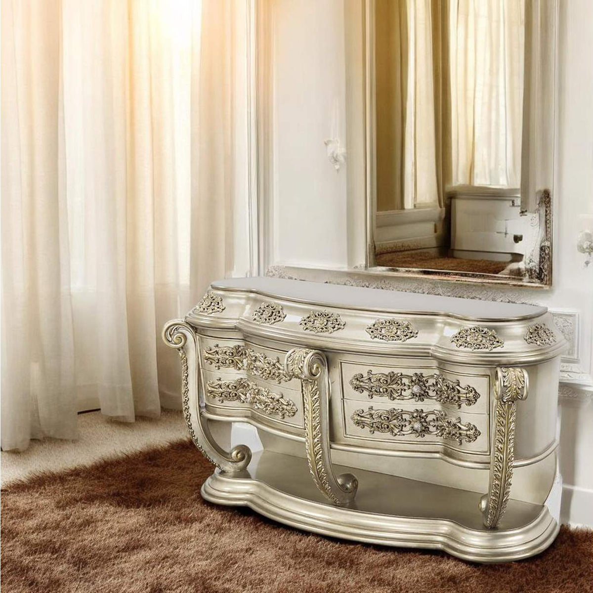 BD01237 Danae Dresser