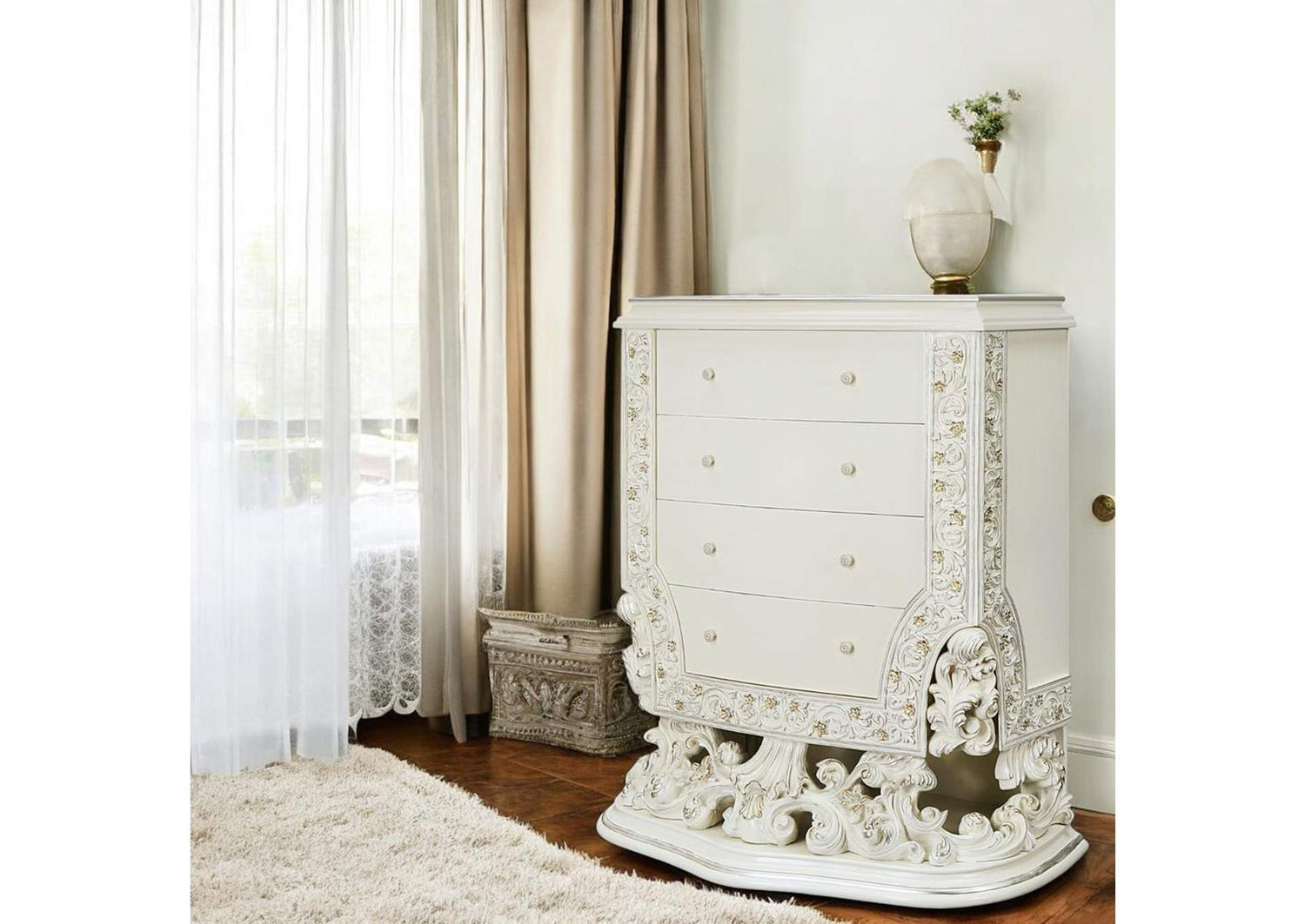 BD01252 Adara Chest