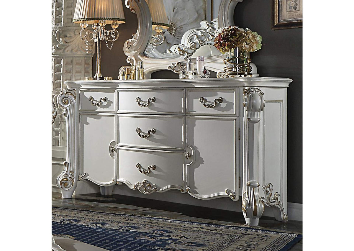 BD01342 Vendome Dresser