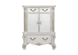 BD01343 Vendome Chest