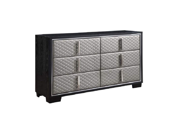 BD01430 Nicola Dresser