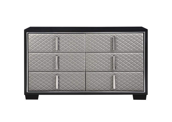 BD01430 Nicola Dresser