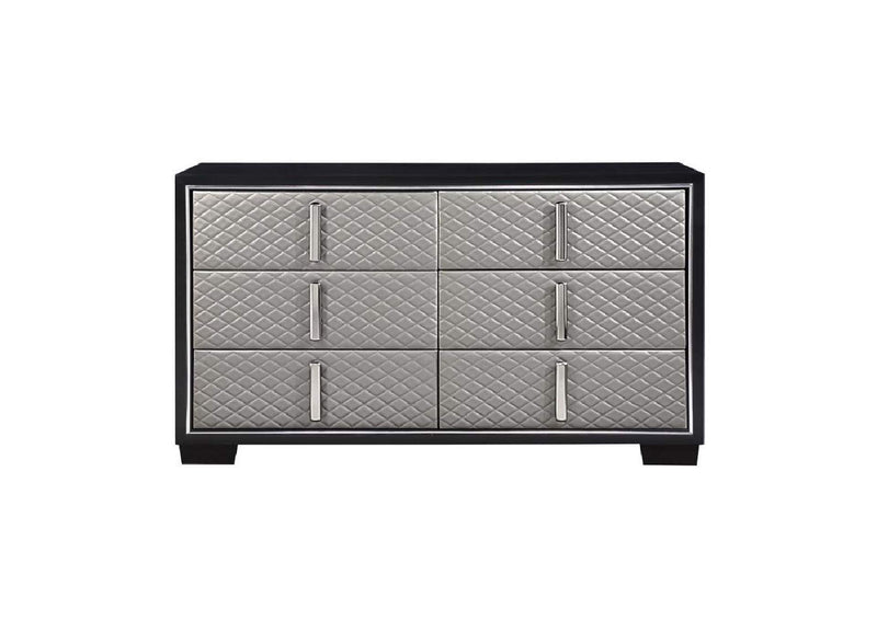BD01430 Nicola Dresser