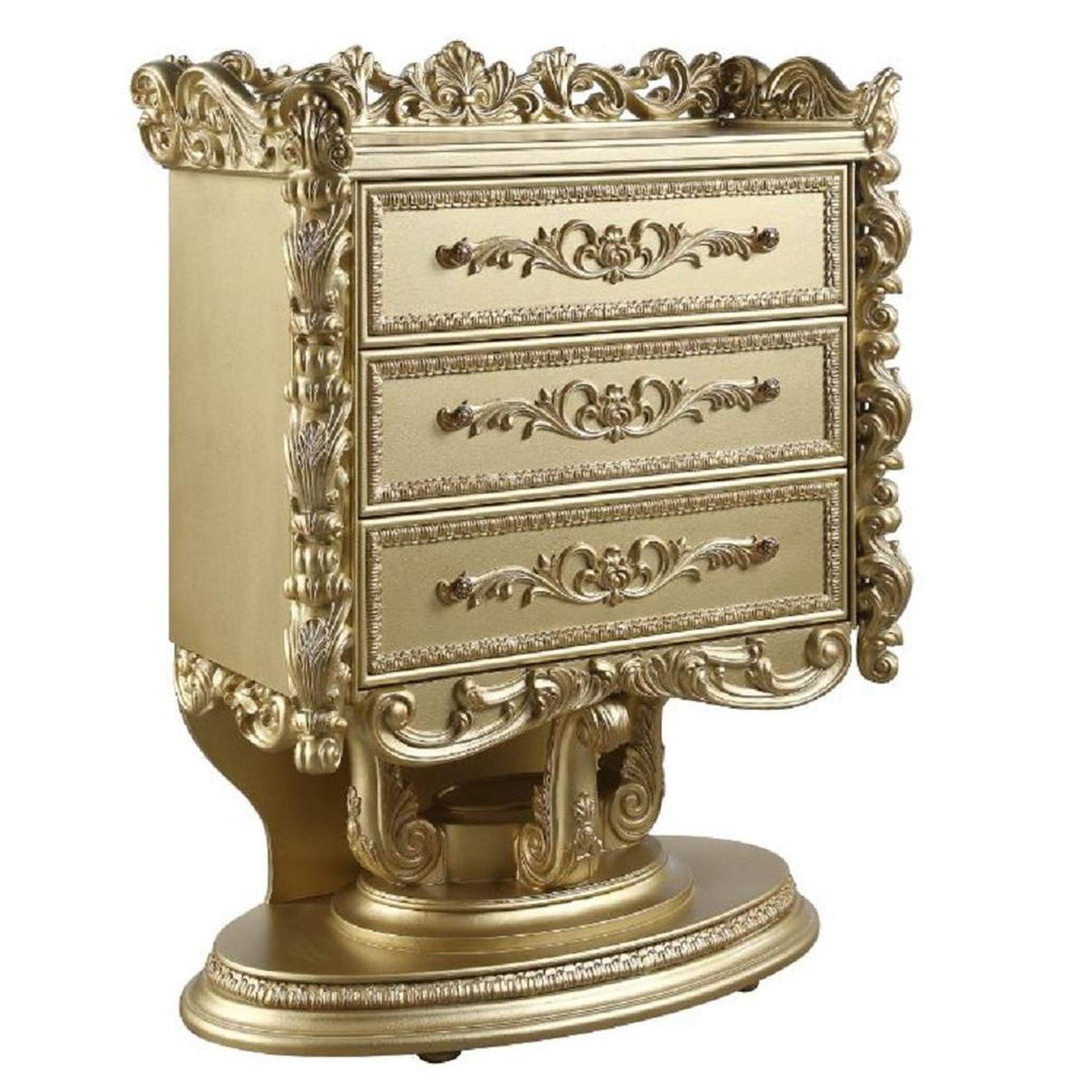BD01479 Bernadette Chest