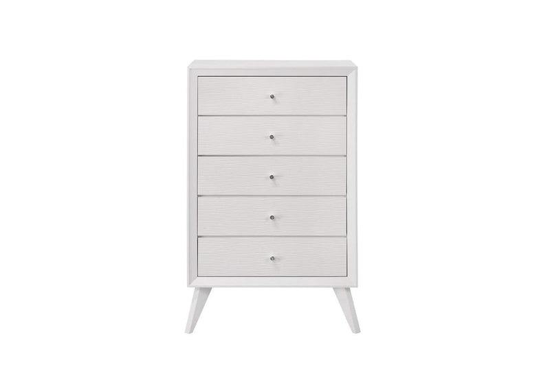 BD01562 Cerys Chest