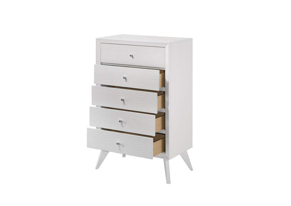 BD01562 Cerys Chest