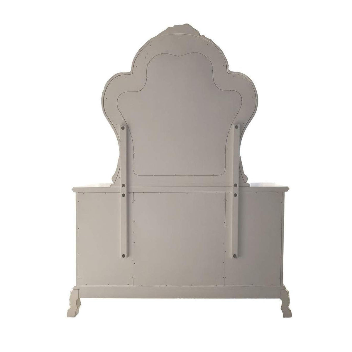 BD01685 Dresden Dresser