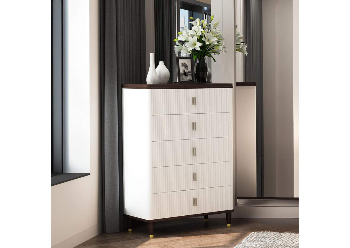 BD02031 Carena Chest