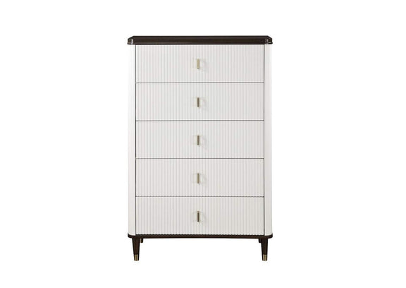 BD02031 Carena Chest