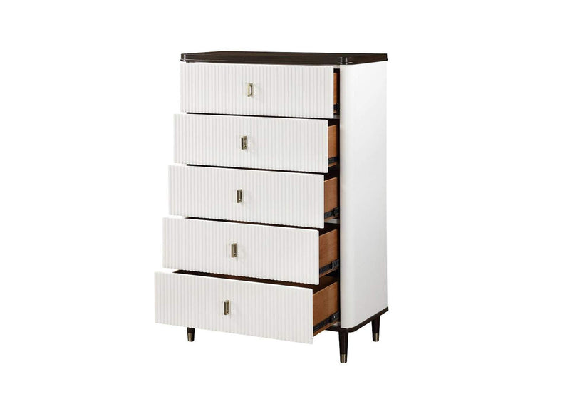 BD02031 Carena Chest