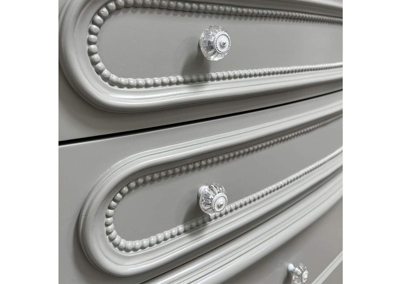 BD02208 Flora Chest