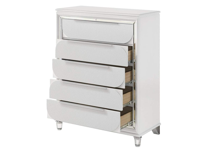 BD02321 Tarian Chest