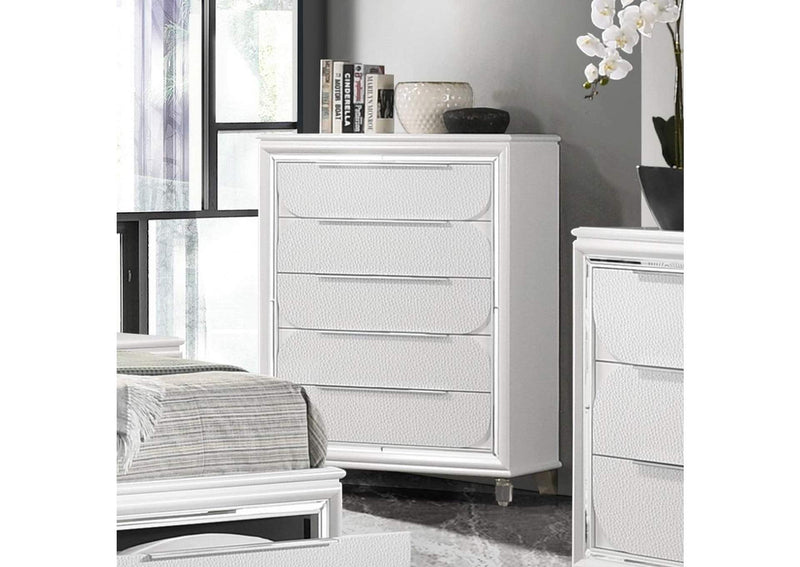BD02321 Tarian Chest