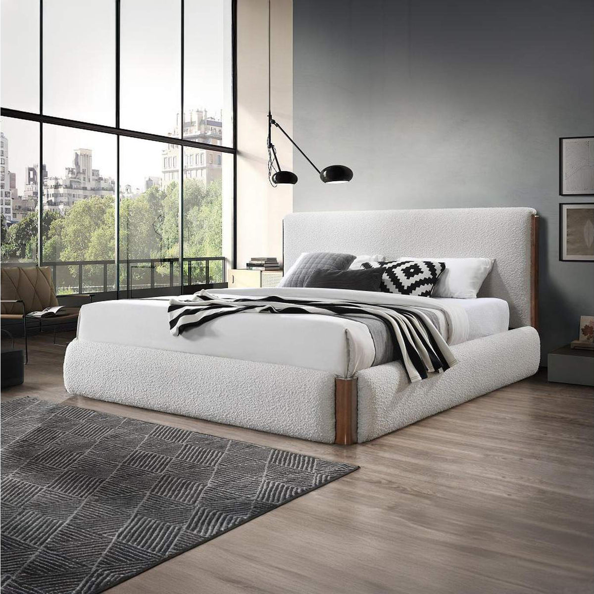BD02470Q Sandro Queen Bed