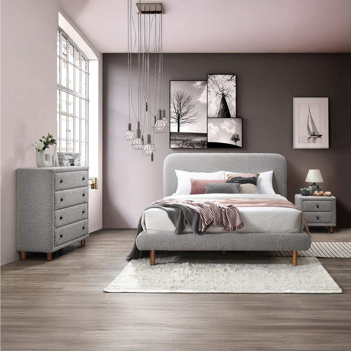 BD02474 Cleo Chest
