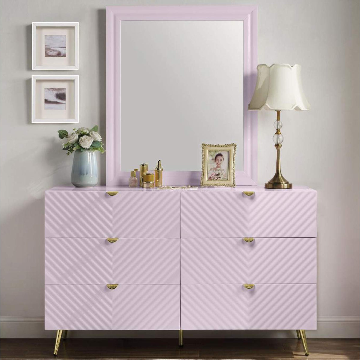 BD02664 Gaines Mirror