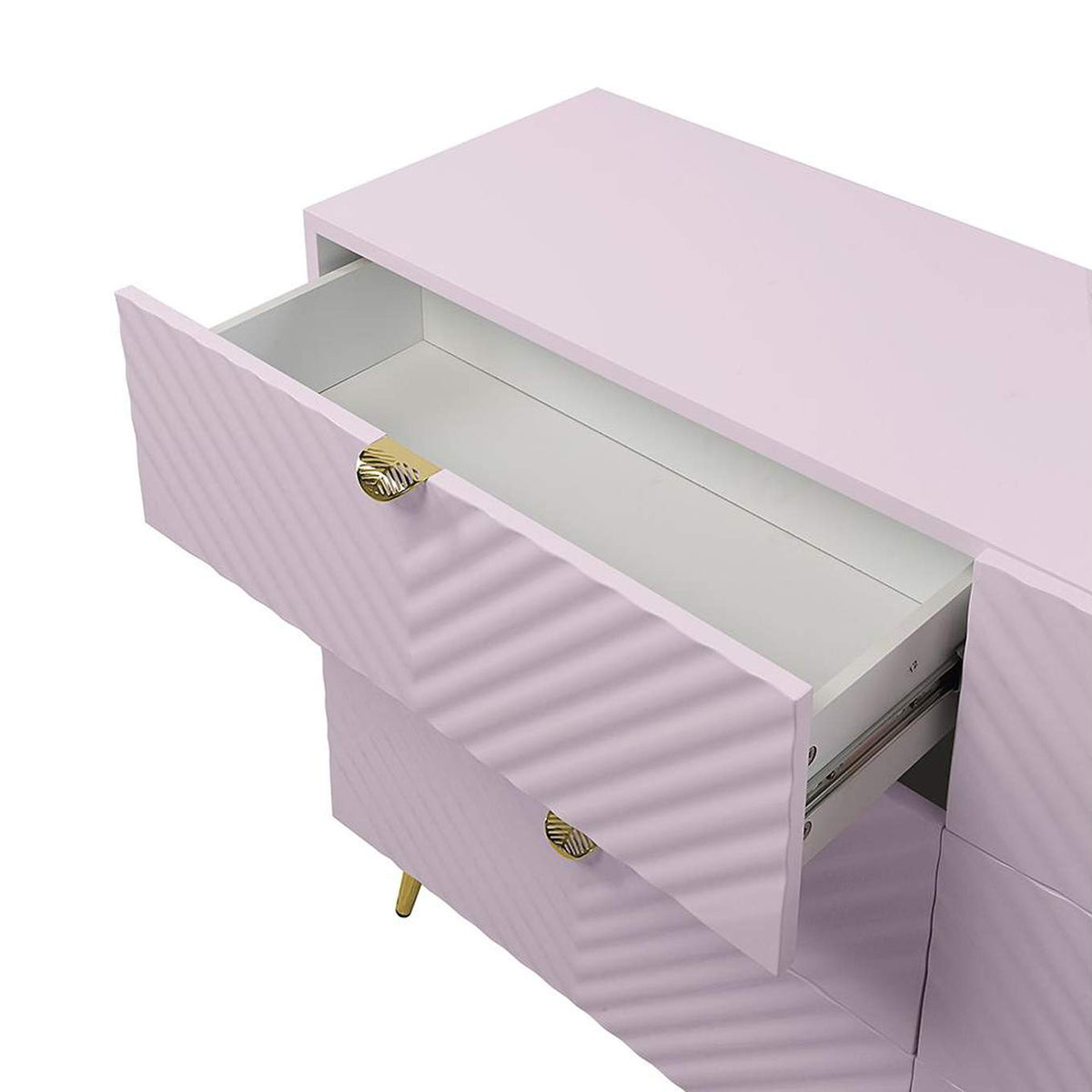 BD02665 Gaines Dresser
