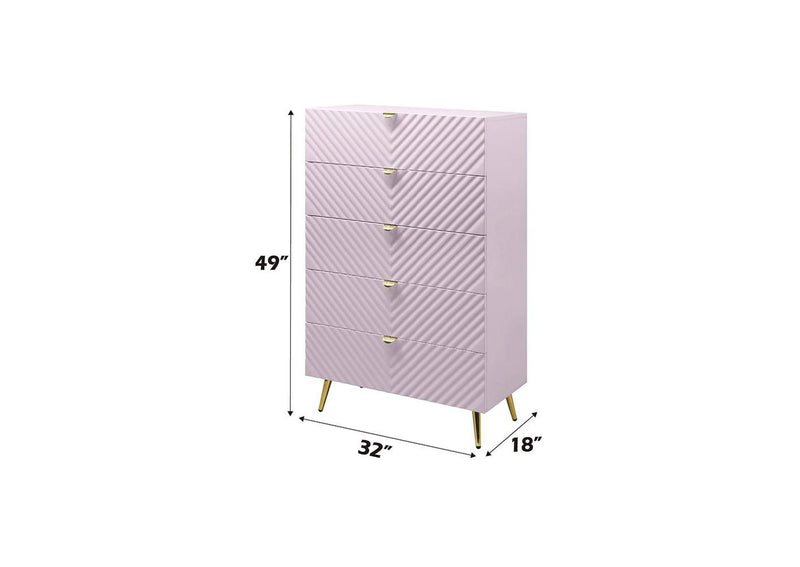 BD02666 Gaines Chest