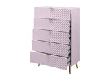 BD02666 Gaines Chest
