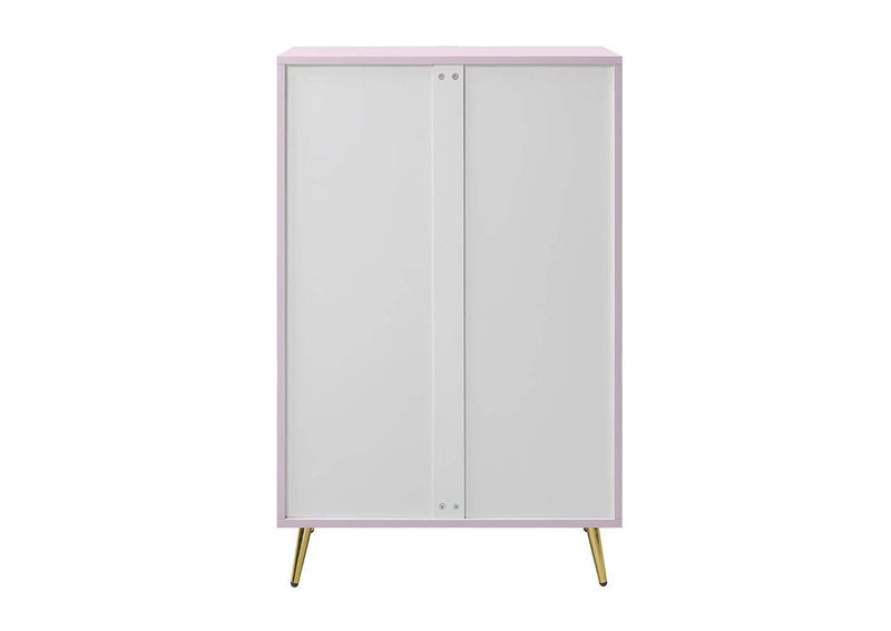 BD02666 Gaines Chest