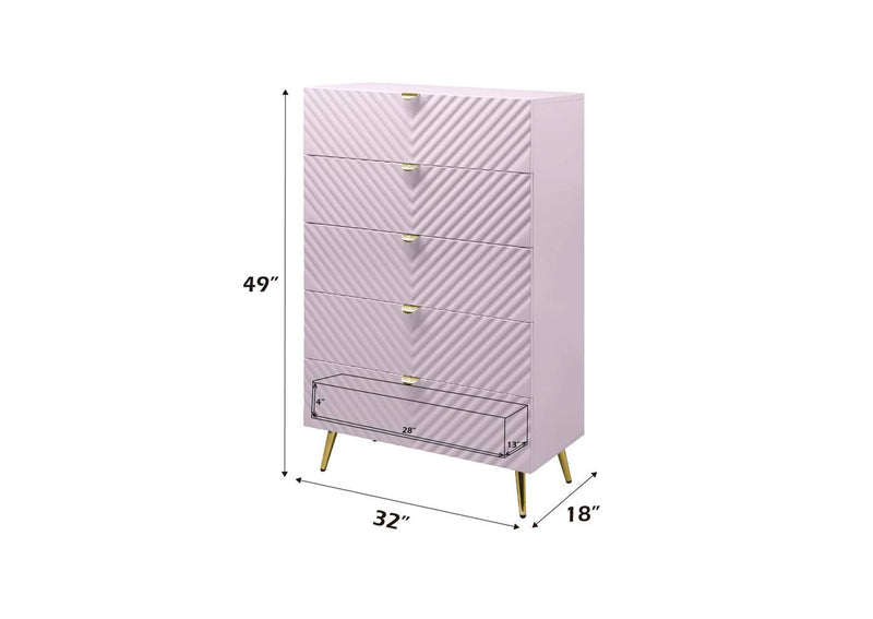 BD02666 Gaines Chest