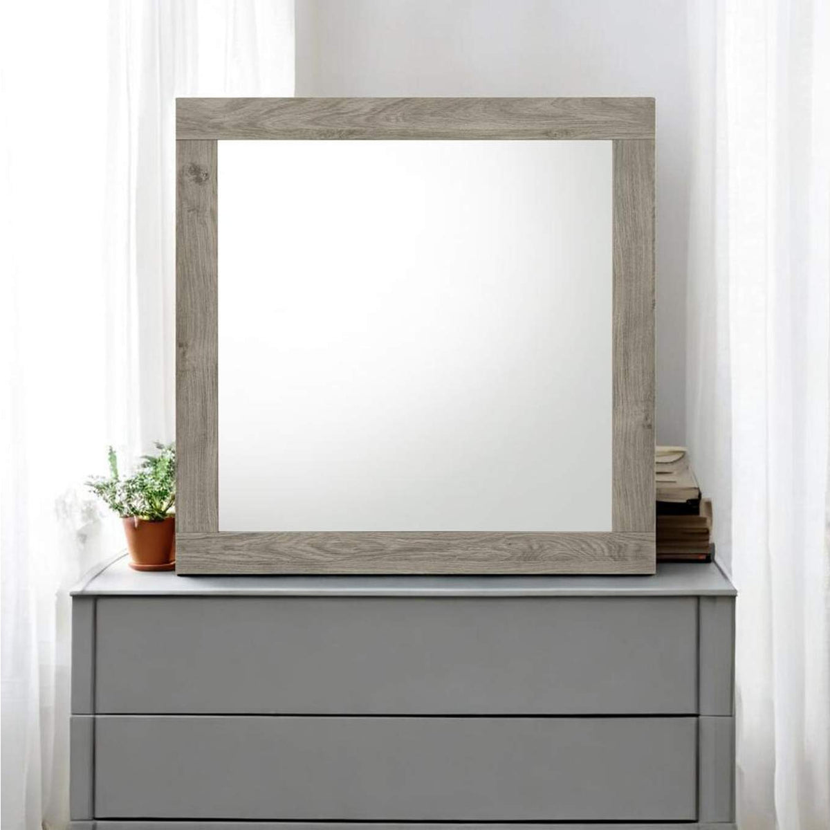BD04144 Mari Mirror