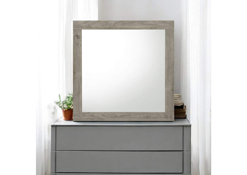 BD04144 Mari Mirror