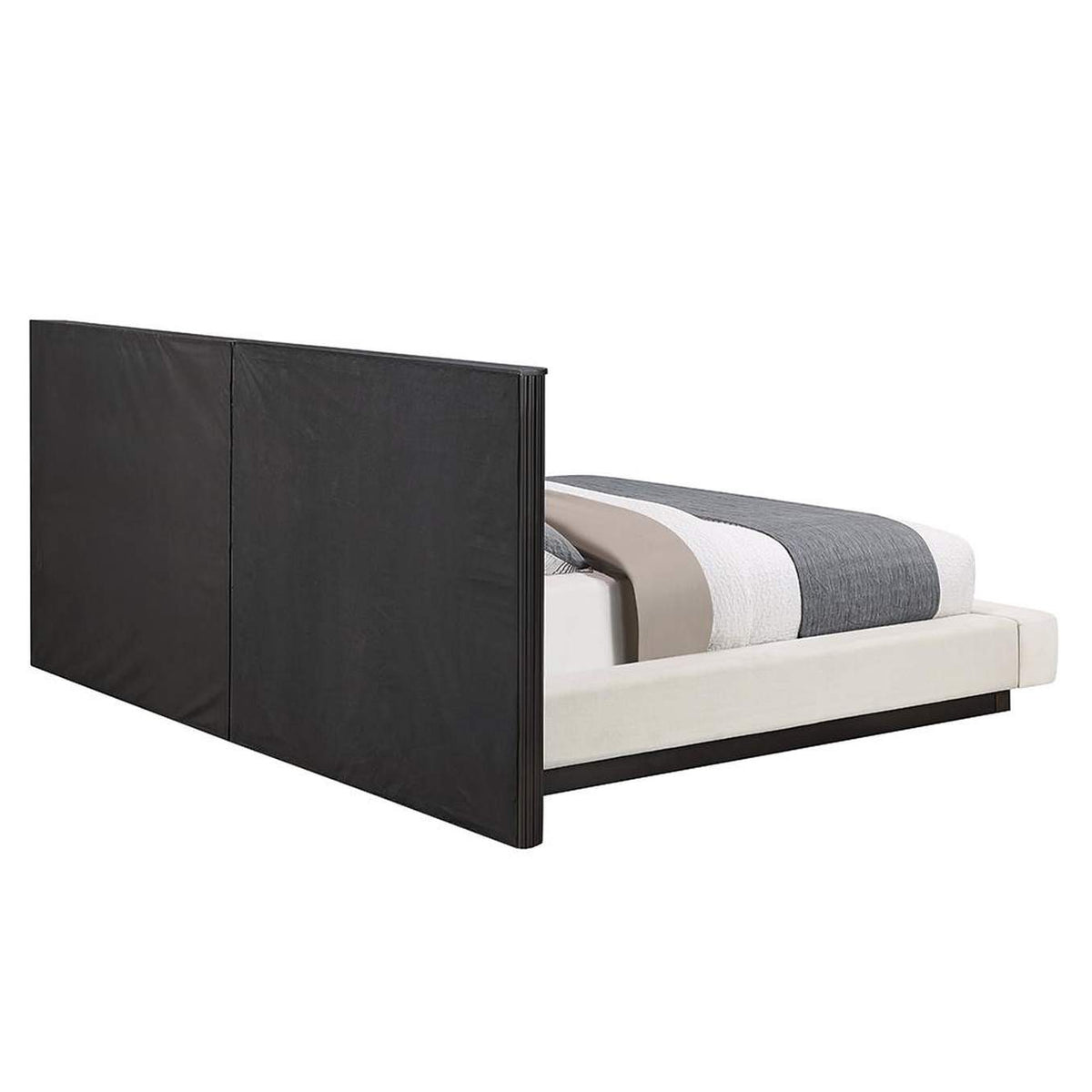 BD04241EK Clayten Eastern King Bed