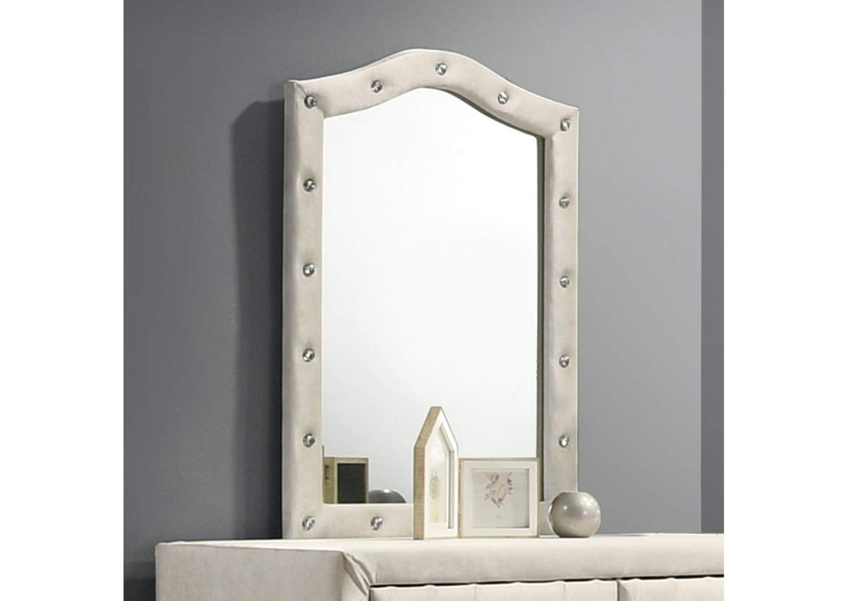 BD04504 Reggie Mirror
