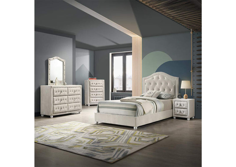 BD04504 Reggie Mirror