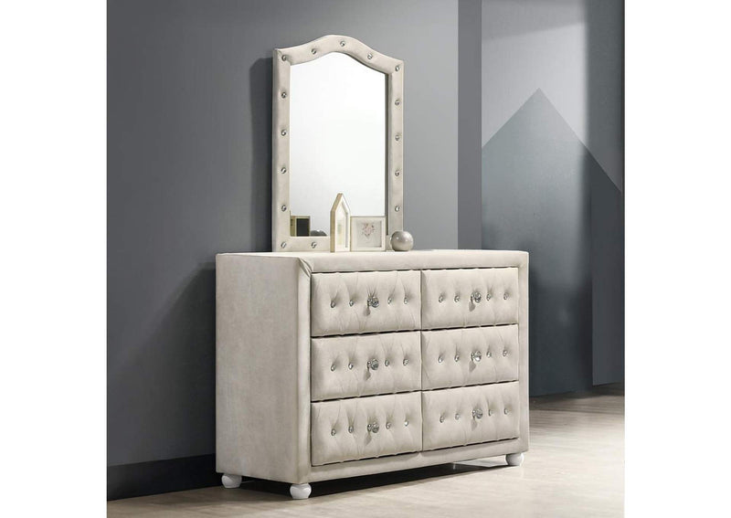 BD04504 Reggie Mirror