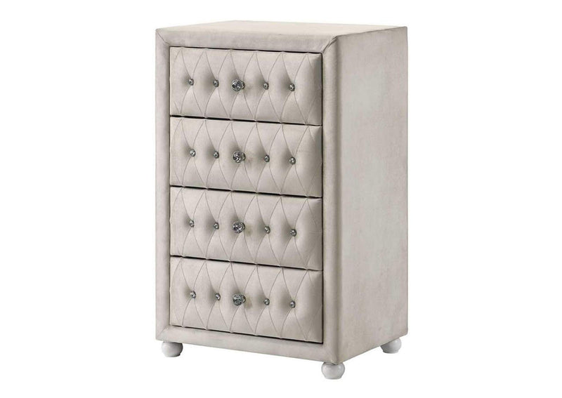 BD04506 Reggie Chest