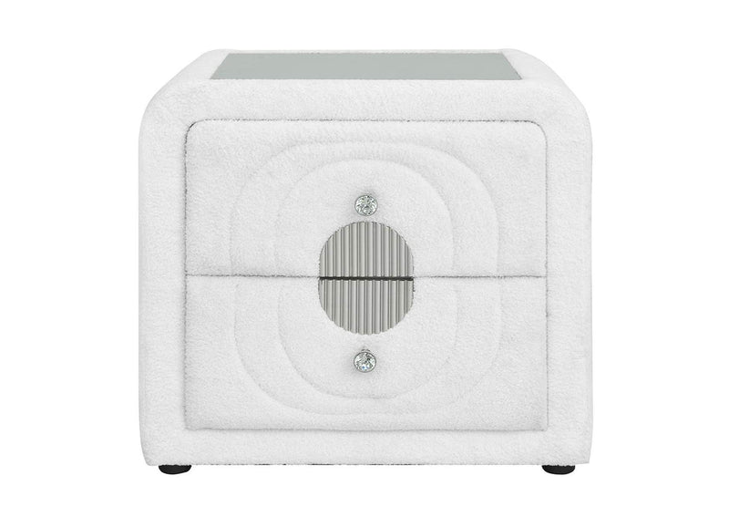 BD04753 Shelyn Nightstand