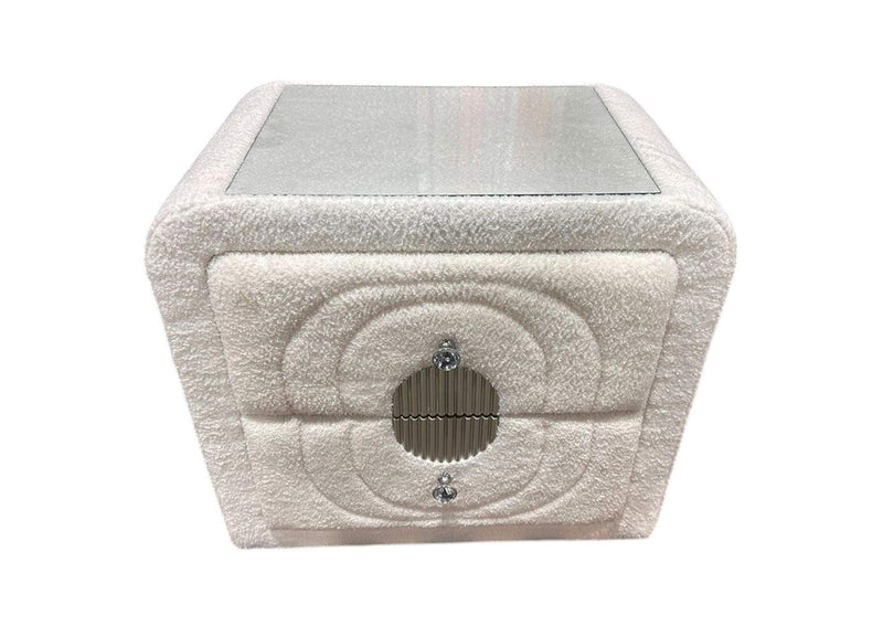 BD04753 Shelyn Nightstand